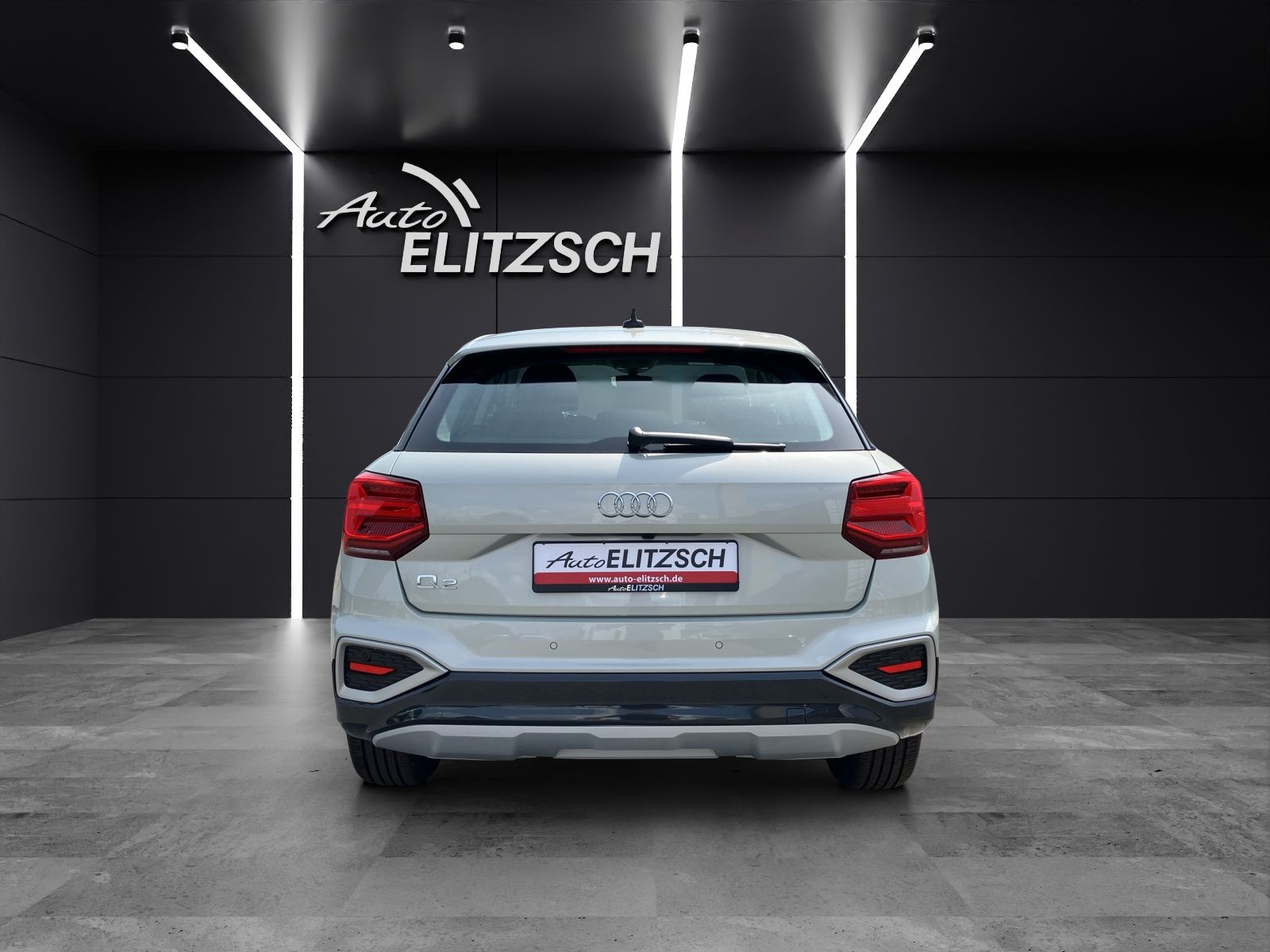 Fahrzeugabbildung Audi Q2 35 TFSI advanced LED ACC AVC RFK SH