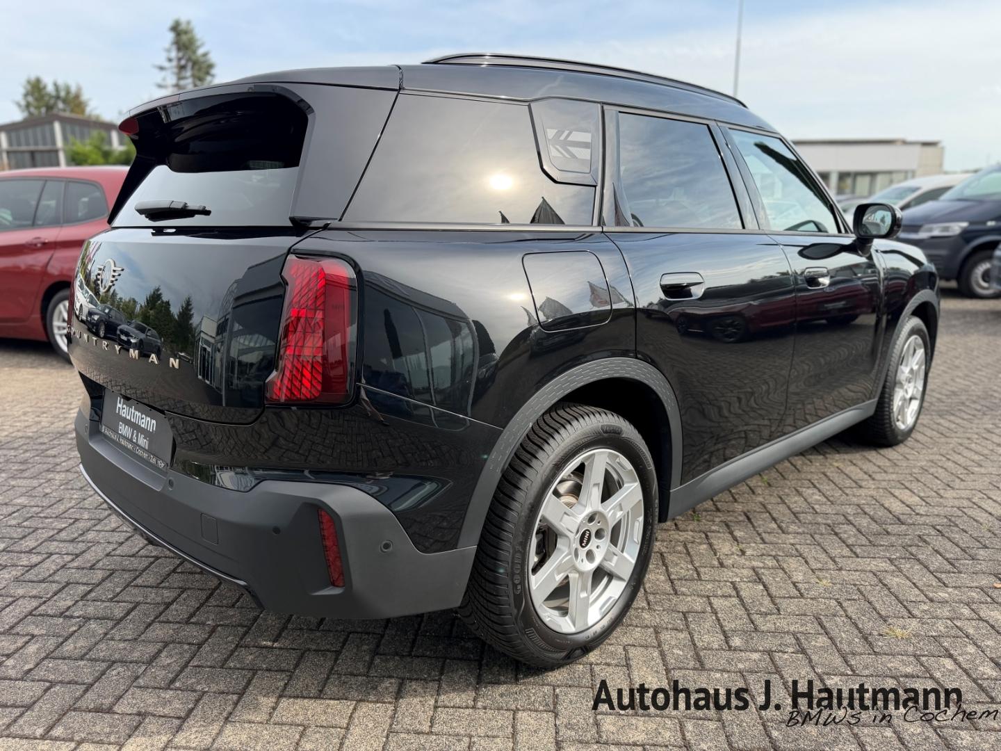 MINI Countryman C Classic Trim +1.HAND+HUP+PANO+LM18'