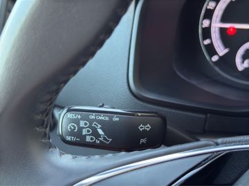 Skoda Karoq Ambition 2.0 TDI DSG*LED*NAVI*APPLE*KAMERA