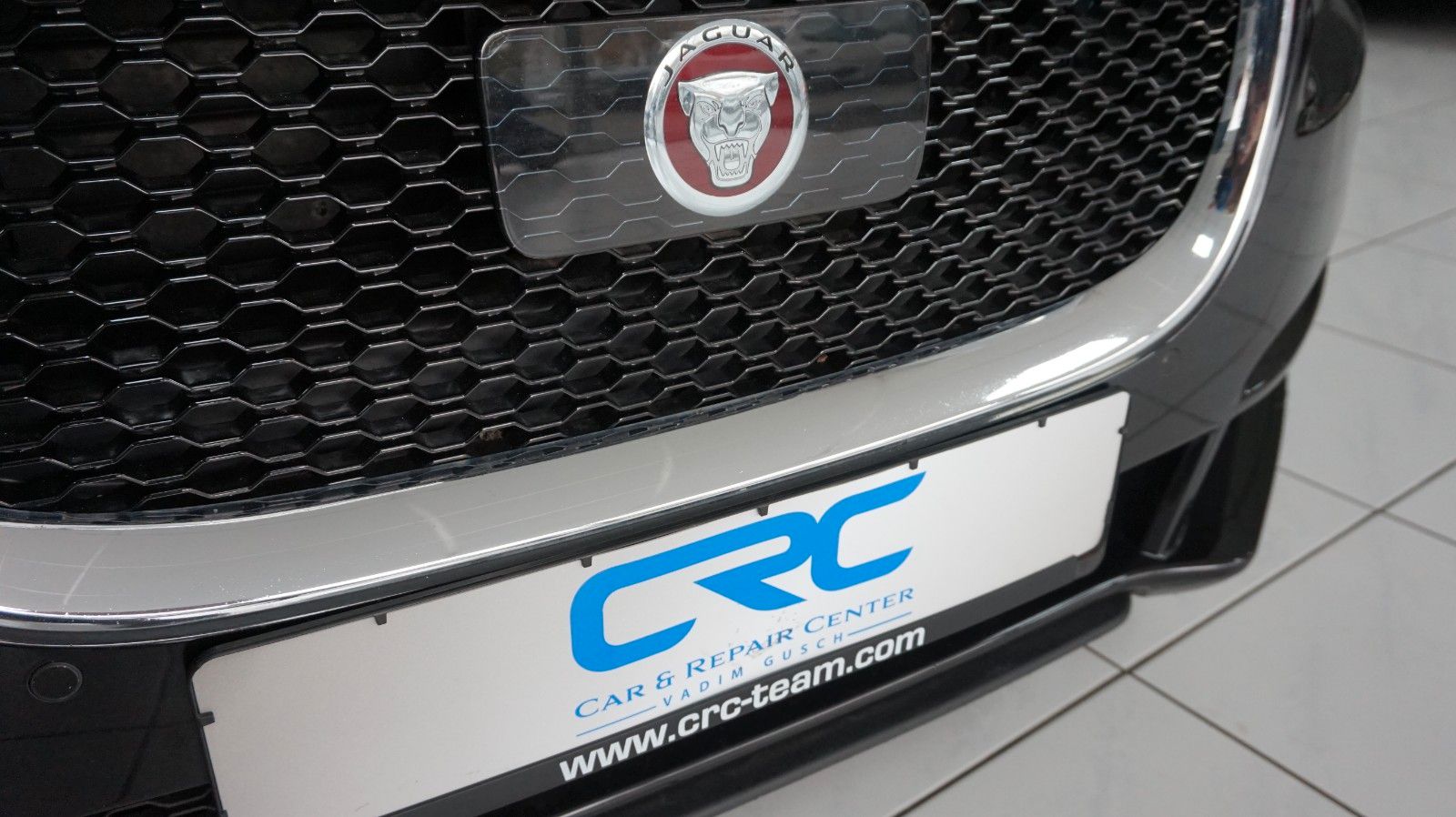 Fahrzeugabbildung Jaguar XE Prestige