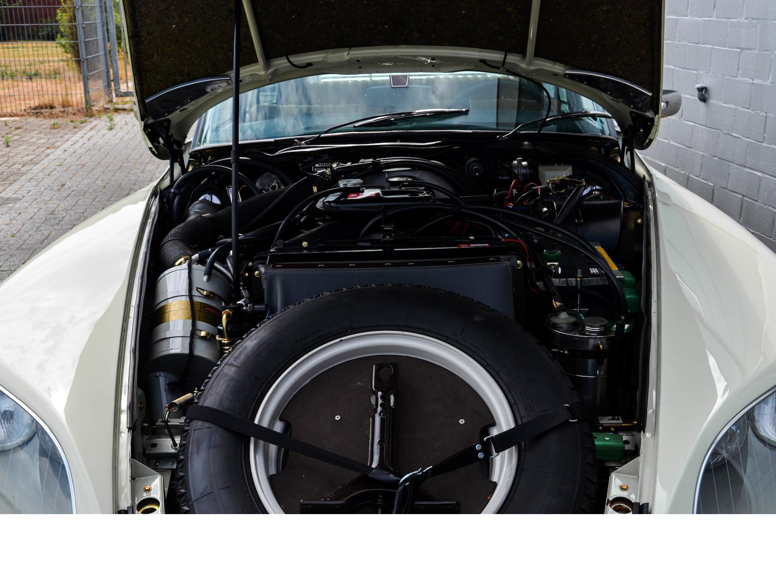 Citroën DS 23 i.e Pallas Klima Aut. FIVA Card Unikat 1