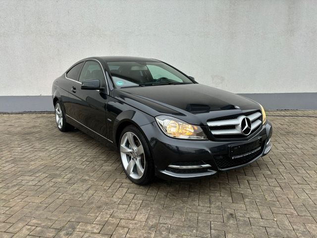 Mercedes-Benz C 220 C -Klasse Coupe C 220 CDI/AMG-Paket/