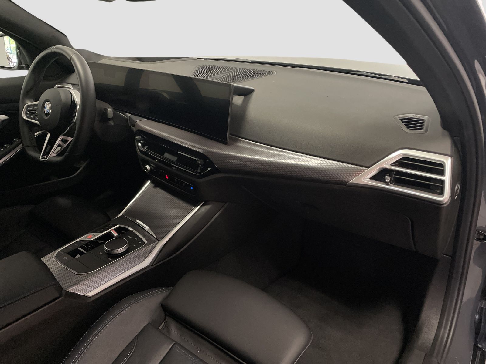 BMW 330 - Bild 11