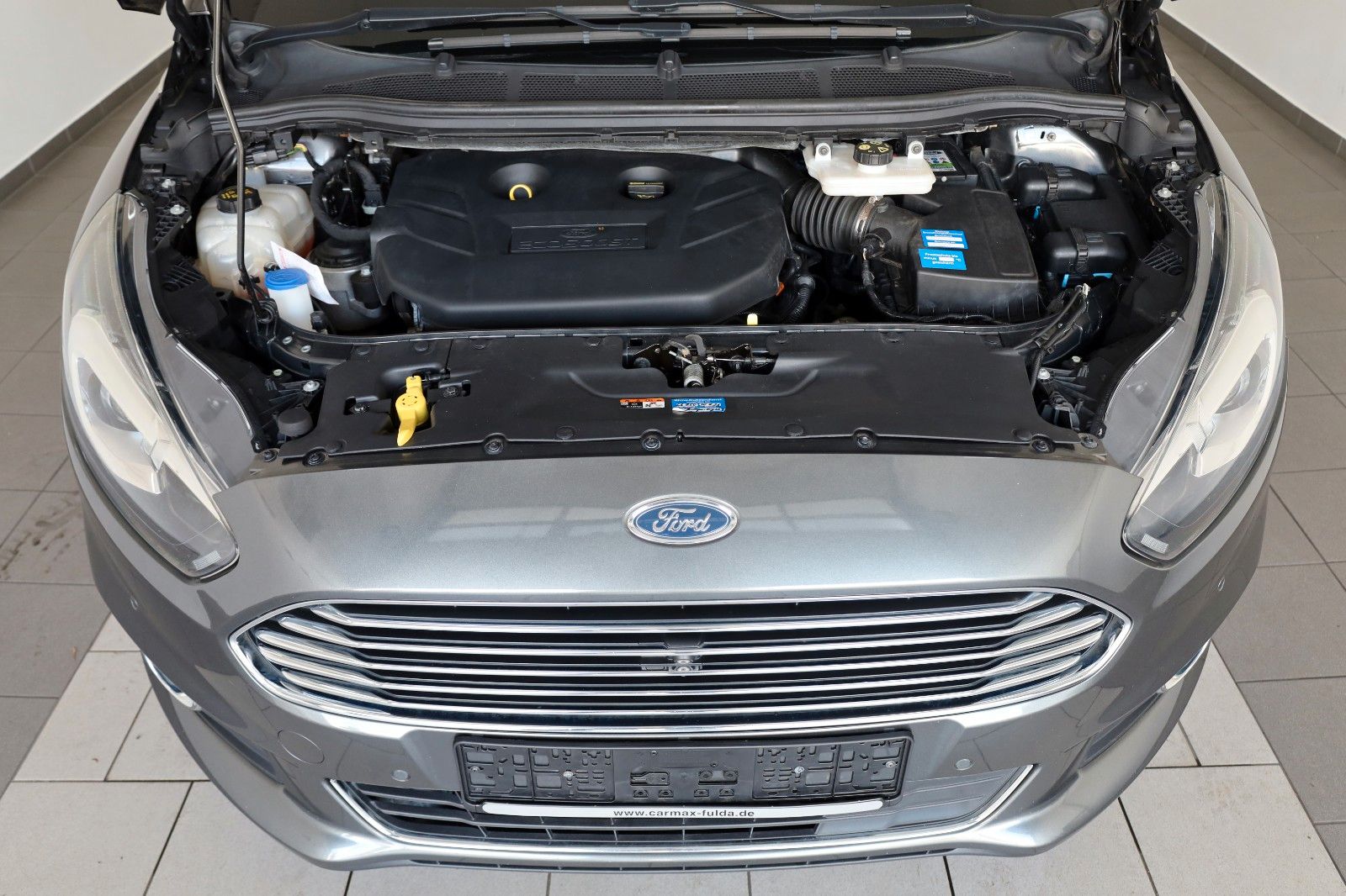 Fahrzeugabbildung Ford S-MAX Titanium 7 Si,Navi,LED,SH,PDC,Kamera,AHK