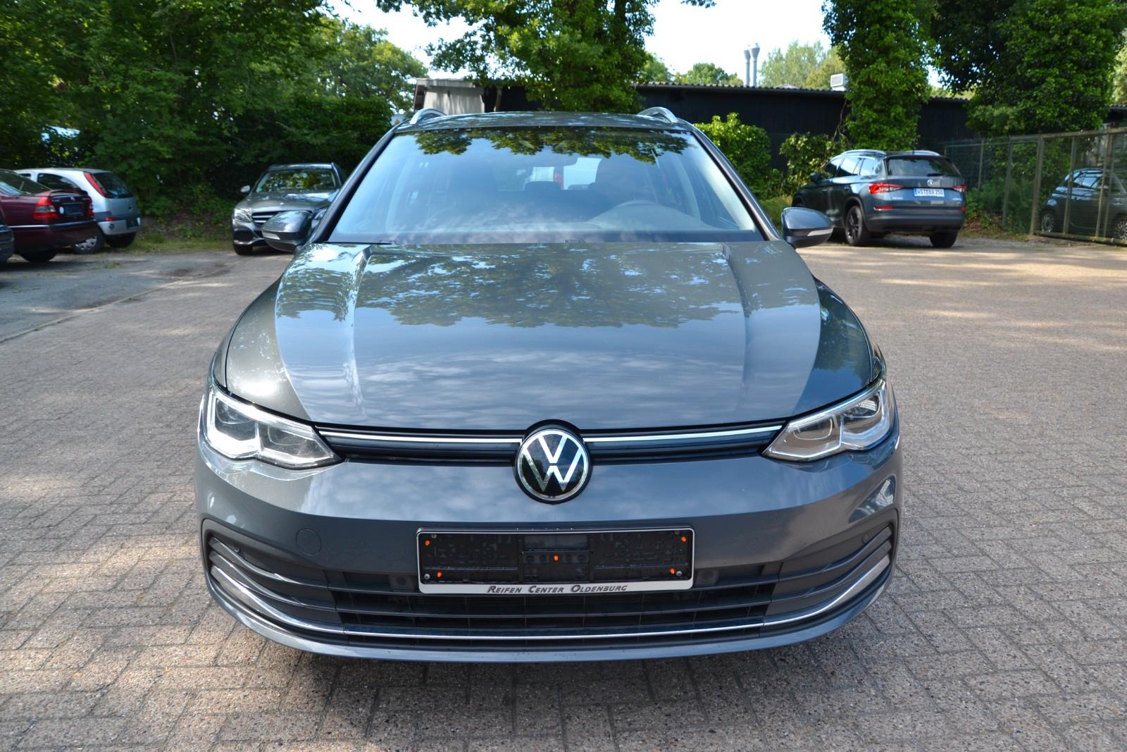 Volkswagen Golf VIII Variant Style