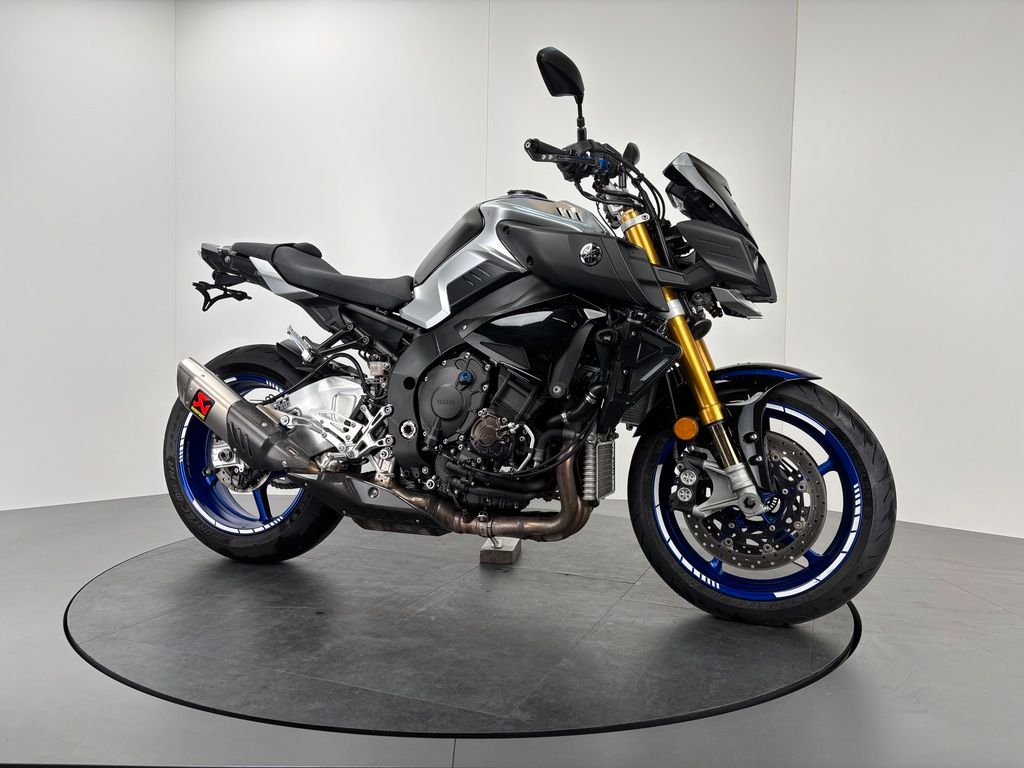 Fahrzeugabbildung Yamaha MT-10 SP *TOP-ZUSTAND *AKRAPOVIC