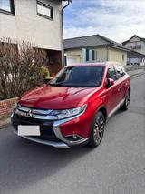 Mitsubishi Outlander  65100 km AHK TÜV neu - Mitsubishi Outlander in Frankfurt (Main)