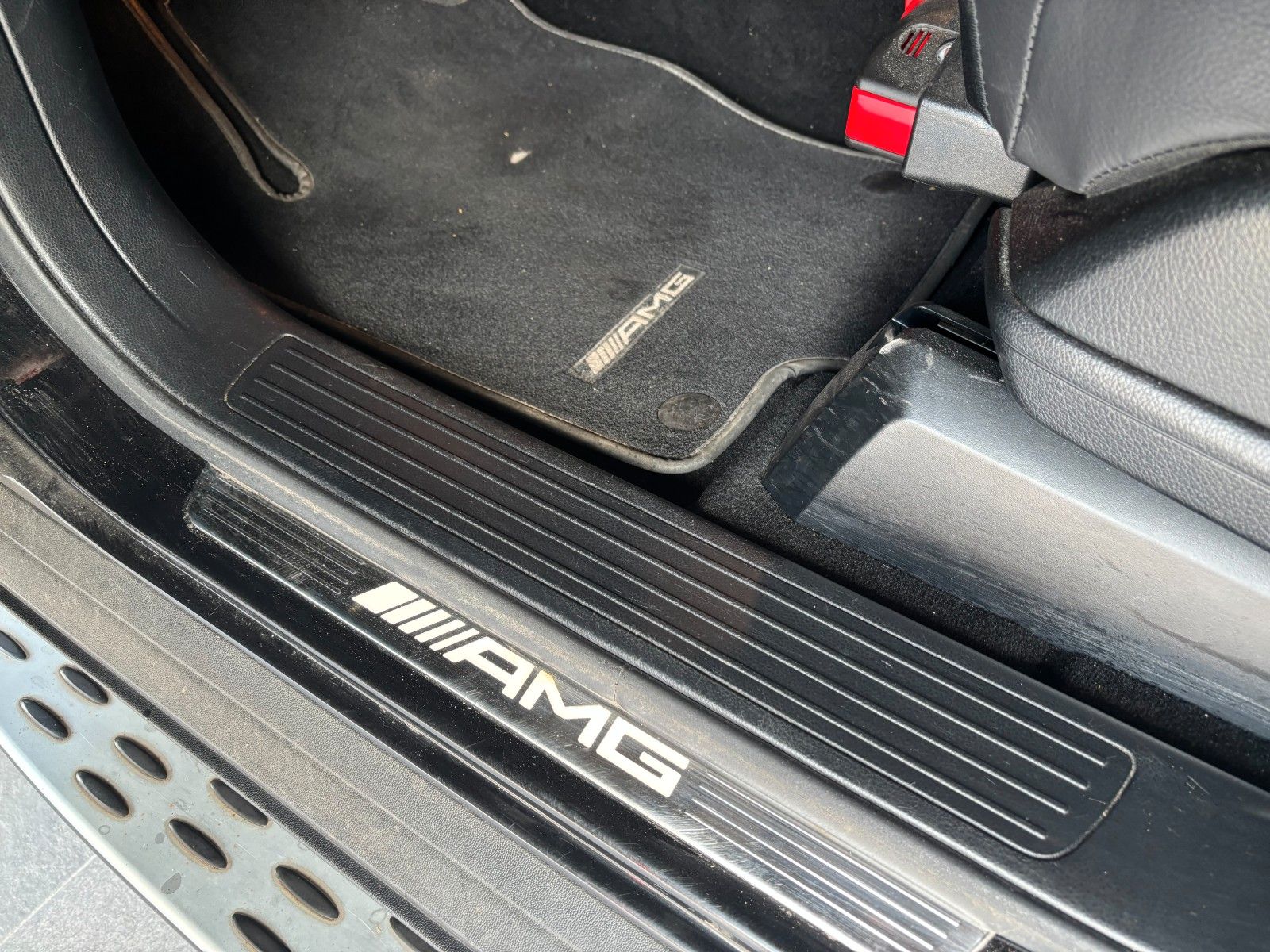 Fahrzeugabbildung Mercedes-Benz GLE 43 AMG 4Matic /PANO/MEMORY/360°/AMBIENTE