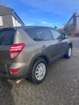 Toyota RAV 4 2,0-l-Valvematic 4x4 Travel Multidrive... - gebrauchte Toyota RAV 4 aus dem Jahr 2012