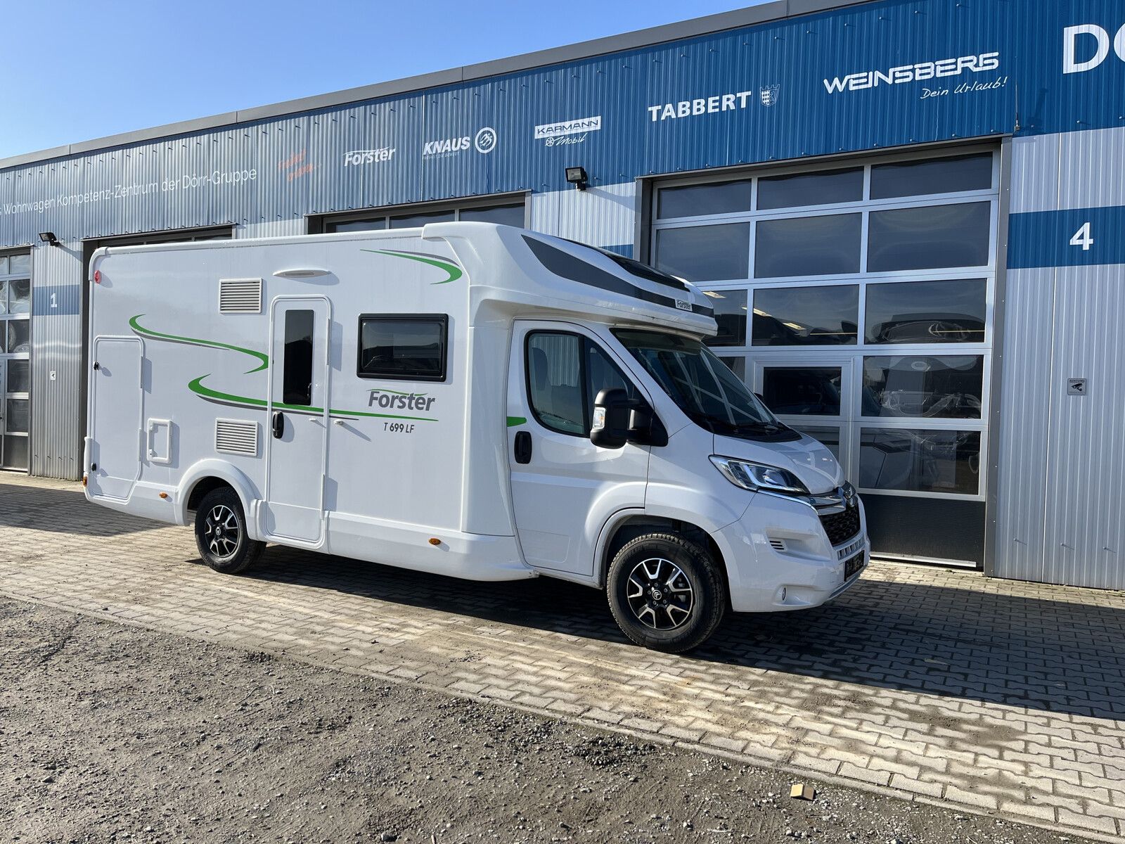 Fahrzeugabbildung Forster T FT699LF 11770,- Sondernachlass / 165 PS