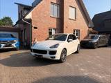 Porsche Cayenne S Diesel Facelift 4.2 V8 385 PS - Porsche Cayenne: Ps
