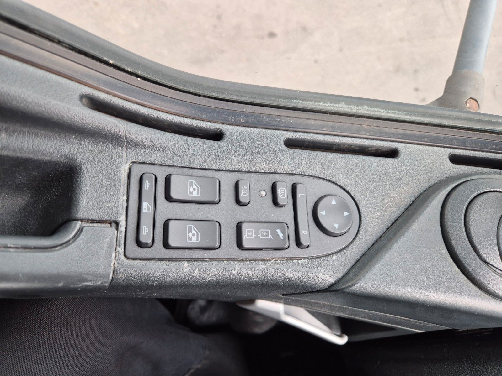 Fahrzeugabbildung MAN TGA 18.360 4x4 BB Pritsche Single Bereifung