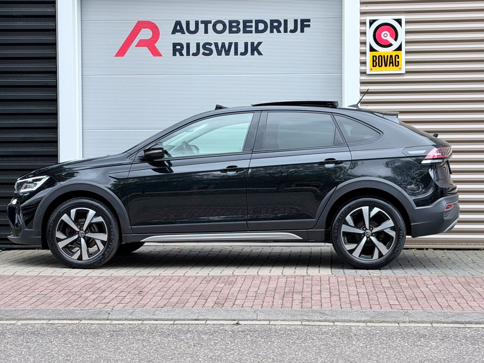 Volkswagen Taigo 1.0 TSI Style Pano/AppleCarPlay/Stoelverwa imagem 2