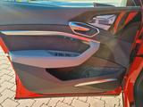 Audi e-tron 50 quattro S line neuwertig - rote Audi e-tron