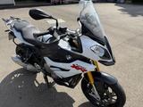 BMW S 1000 XR Dynamic-Sport-Tourenpacket Schaltassis - BMW 1000