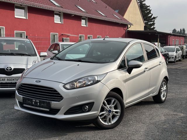 Ford Fiesta  KLIMA + 2x PDC+ SITZHEIZUNG