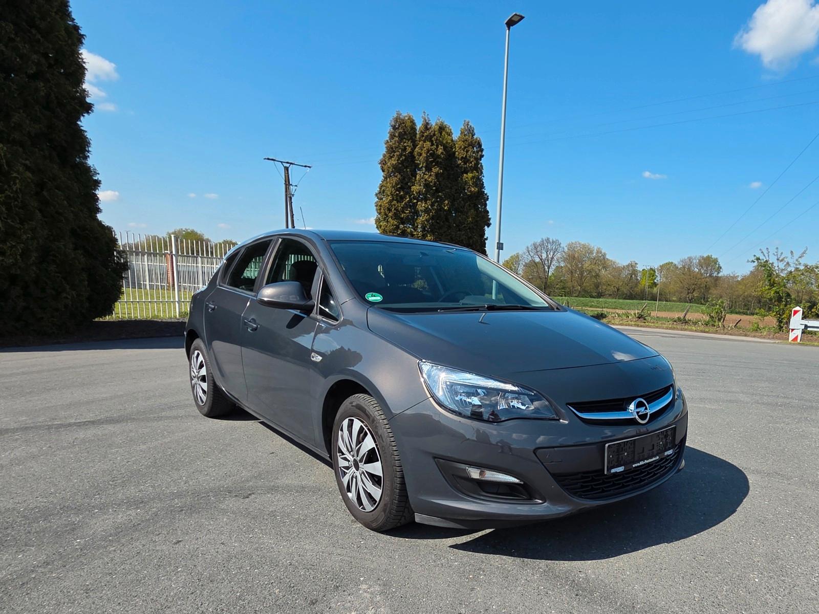 Opel Astra J Lim. 5-trg. Selection