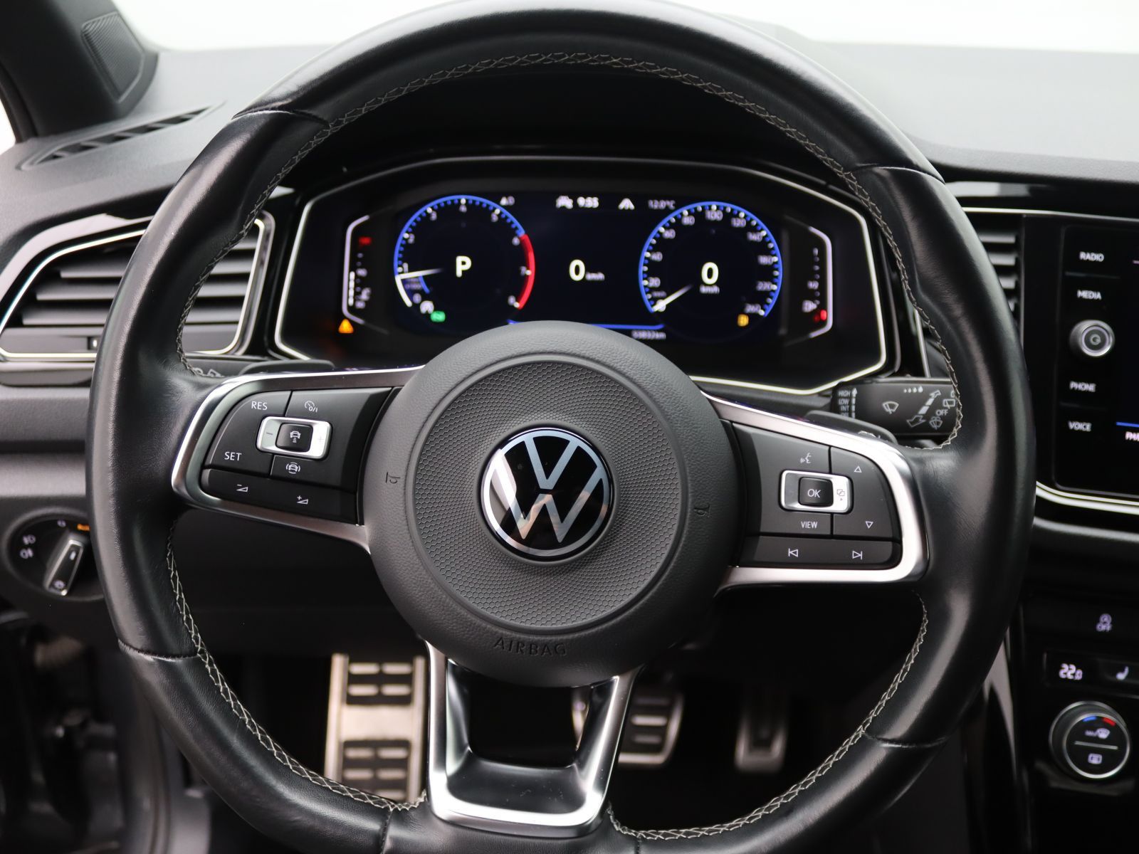 Volkswagen T-Roc - Bild 16