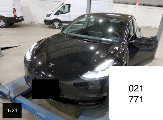 Tesla Model 3 Dual AWD Mopf21 LED Kam Glasdach 18"