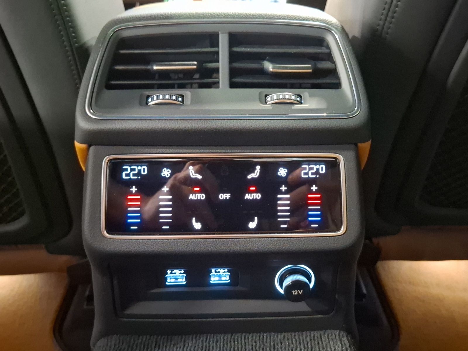 Fahrzeugabbildung Audi A6 55 TFSI quattro exclusiv Standhzg Matrix Navi