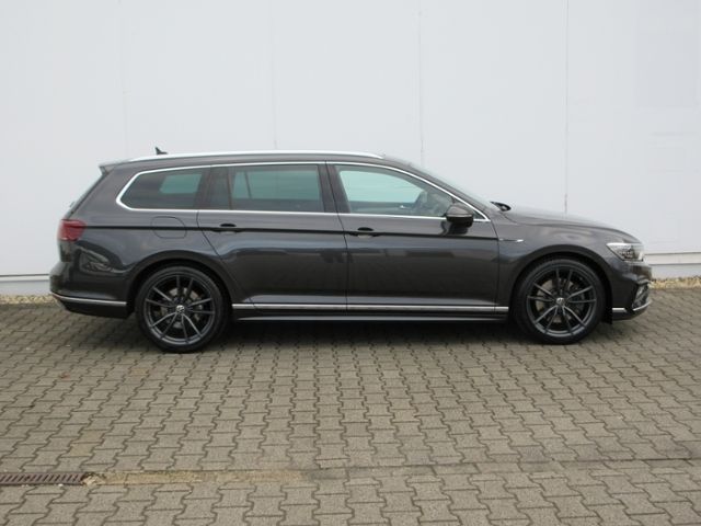 Passat Variant 2.0 TSI 272 PS 4M DSG R-Line PANO