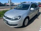 Volkswagen Golf VI Variant/4Motion/Klima/SHZ/PDC/Navi/ANHK - Volkswagen Golf aus 2012 mit Diesel-Antrieb