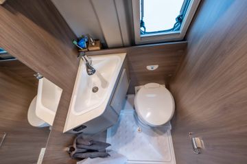 Carado CV 540 PRO  KLIMA NAVI LTE ACC