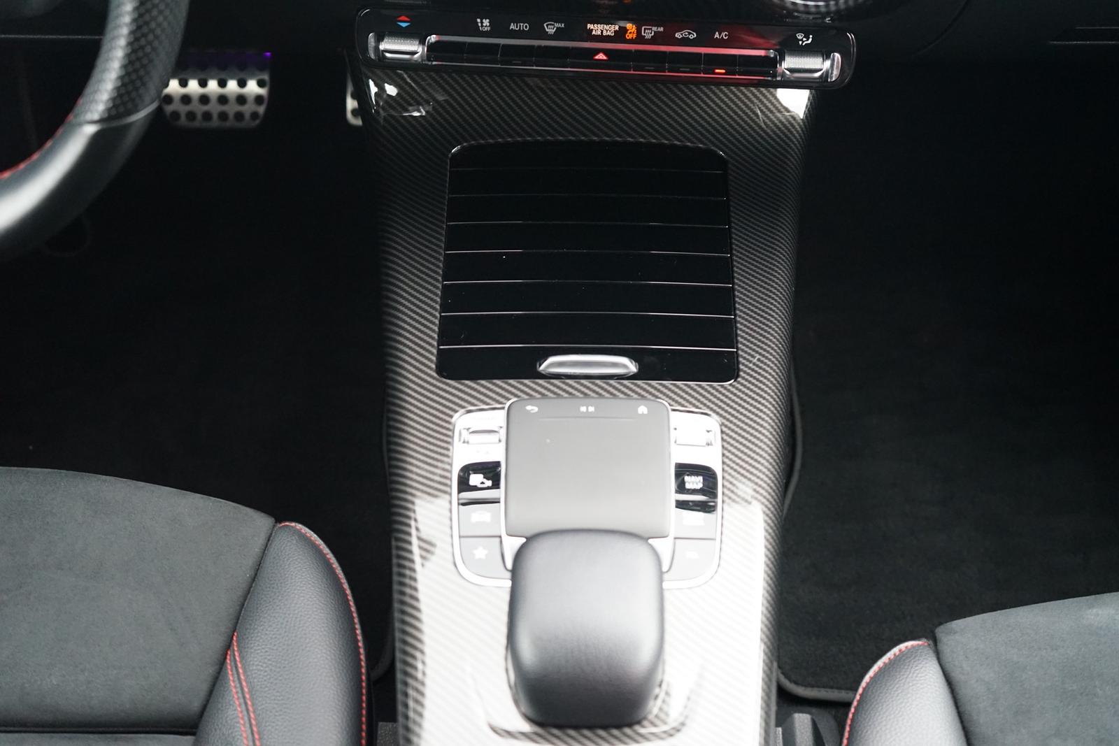 Mercedes-Benz CLA 220 SB AMG Line LED Navi Kamera Spurhalte