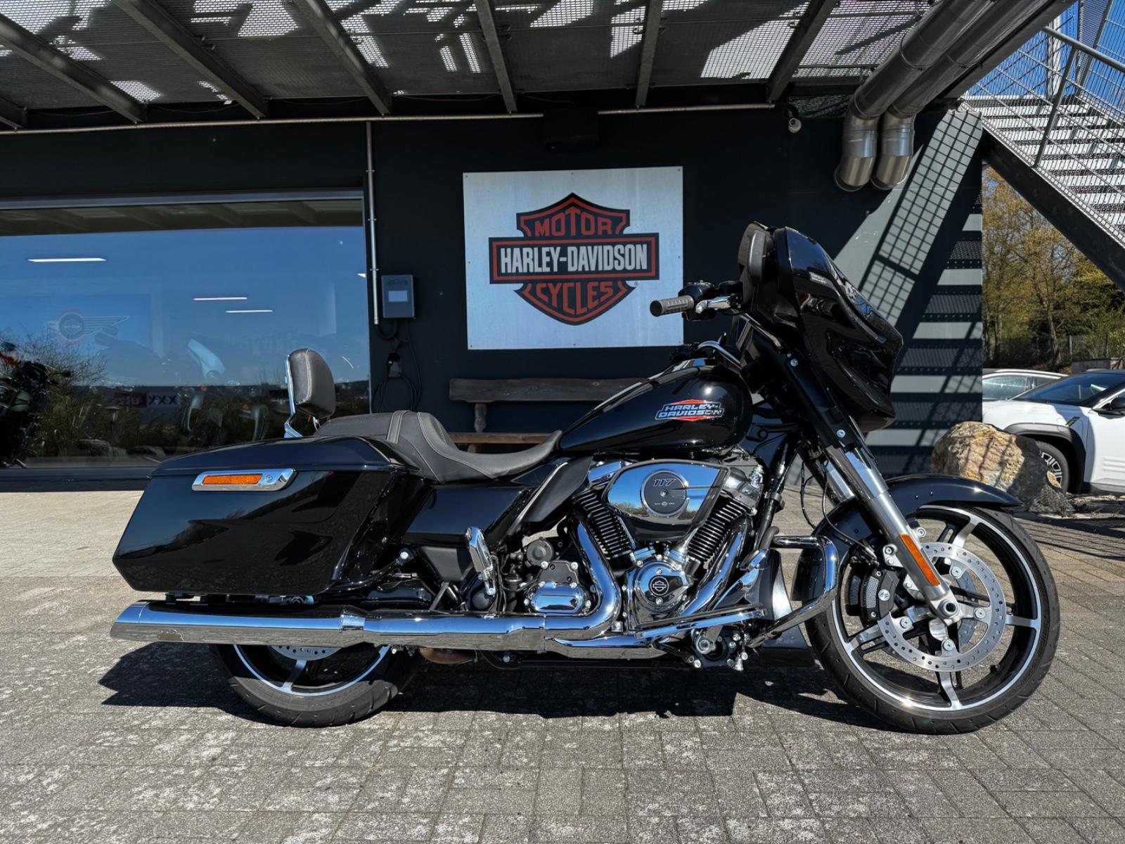 Harley-Davidson Street Glide / J&H / Wilbers