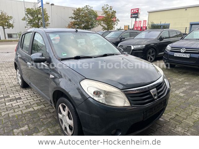 Dacia Sandero Laureate