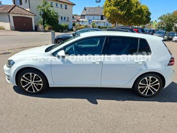 Volkswagen Golf - 6