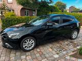 Mazda 3 2.0 SKYACTIV-G 120 Center-Line Cen... - Mazda: Limousine, Mazda2
