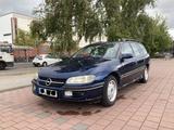 Opel Omega 2.0 - - Opel Omega mit Benzin-Antrieb: Kombi, 2.0