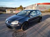 Volkswagen GÜNSTIG !  VW GOLF 5, 1,4 2005 bj NEUE TÜV - Volkswagen Golf: Günstig