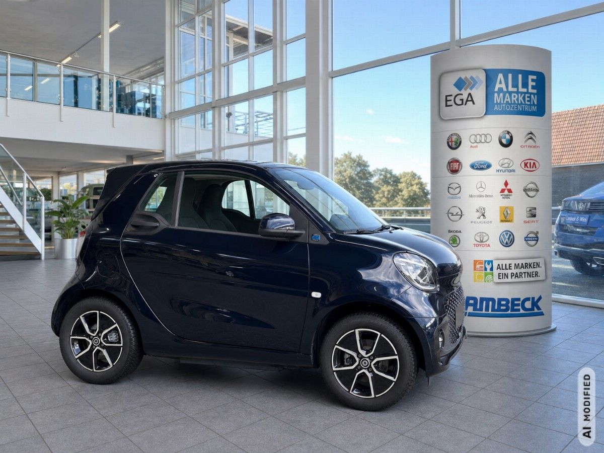 Smart ForTwo EQ cabrio*EXCLUSIVE*6TKM*22kW*CAM*MEDIA*S imagem 2