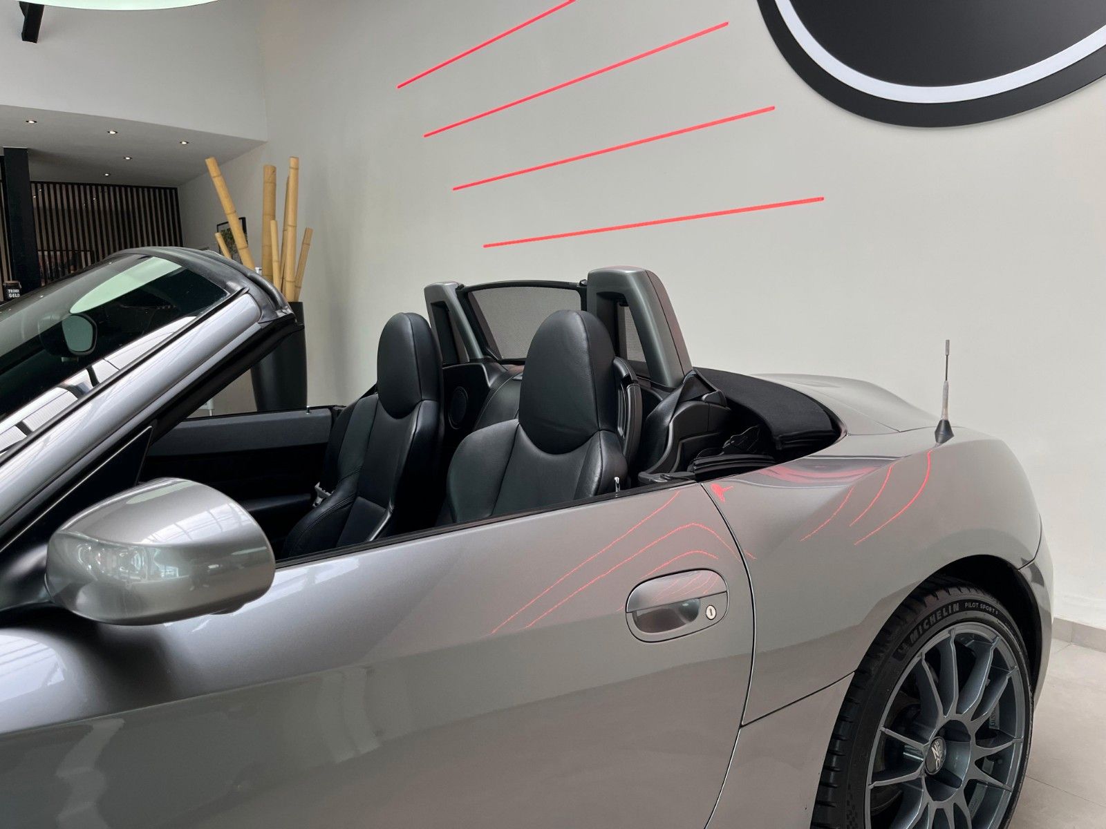 Fahrzeugabbildung BMW Z4 Roadster 3.0i*Hardtop*Leder*PDC*Xenon*Sound*