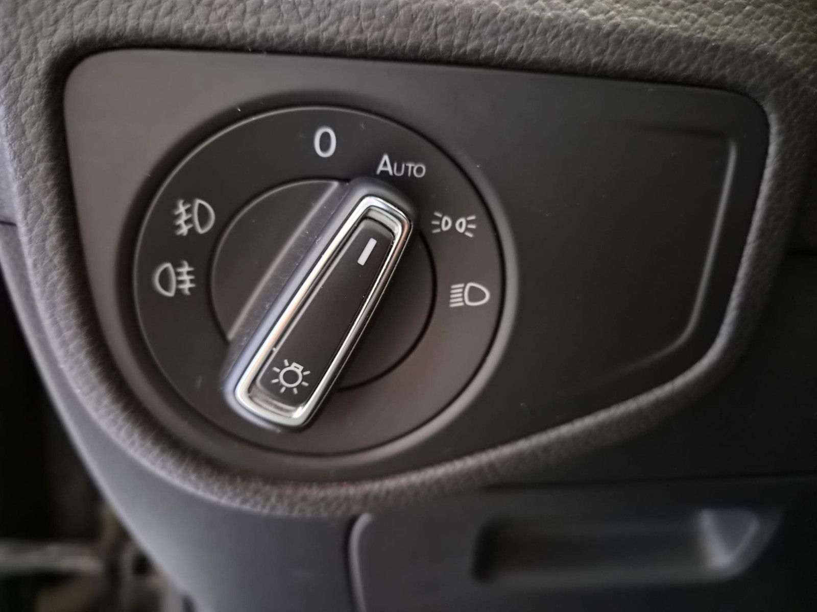 Fahrzeugabbildung Volkswagen Golf Sportsvan Join / Kamera / NAVI