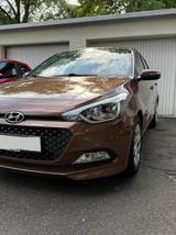 Hyundai i20 1.2 62kW Classic - Hyundai i20 Gebrauchtwagen in Stuttgart