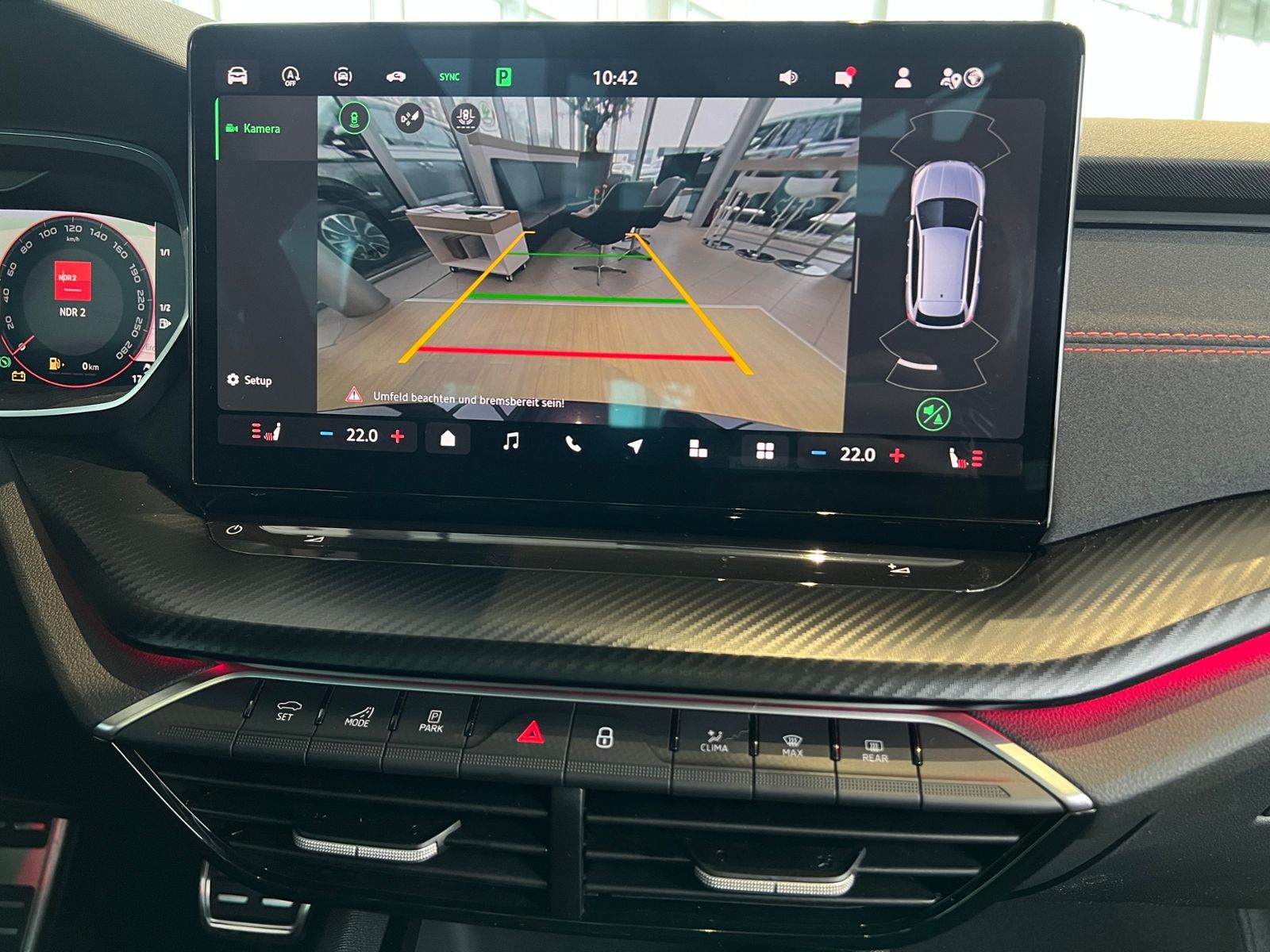 Fahrzeugabbildung SKODA Octavia Combi RS 2.0 TSI DSG *Panorama, AHK, Ind