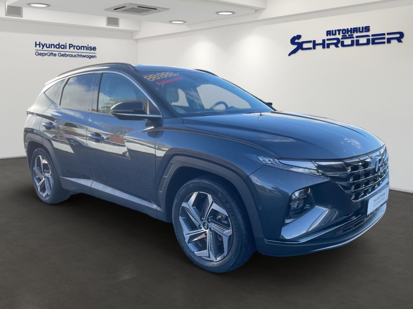 Fahrzeugabbildung Hyundai Tucson 4WD Plug-In Hybrid Prime Panorama AHK LED