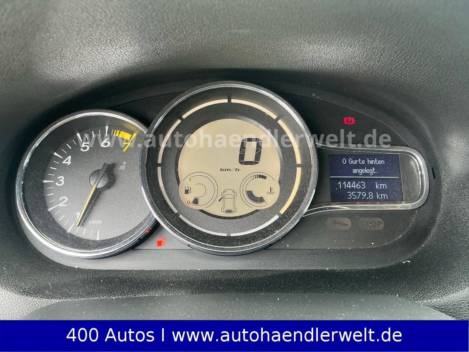 Renault Megane 2015 — photo 10