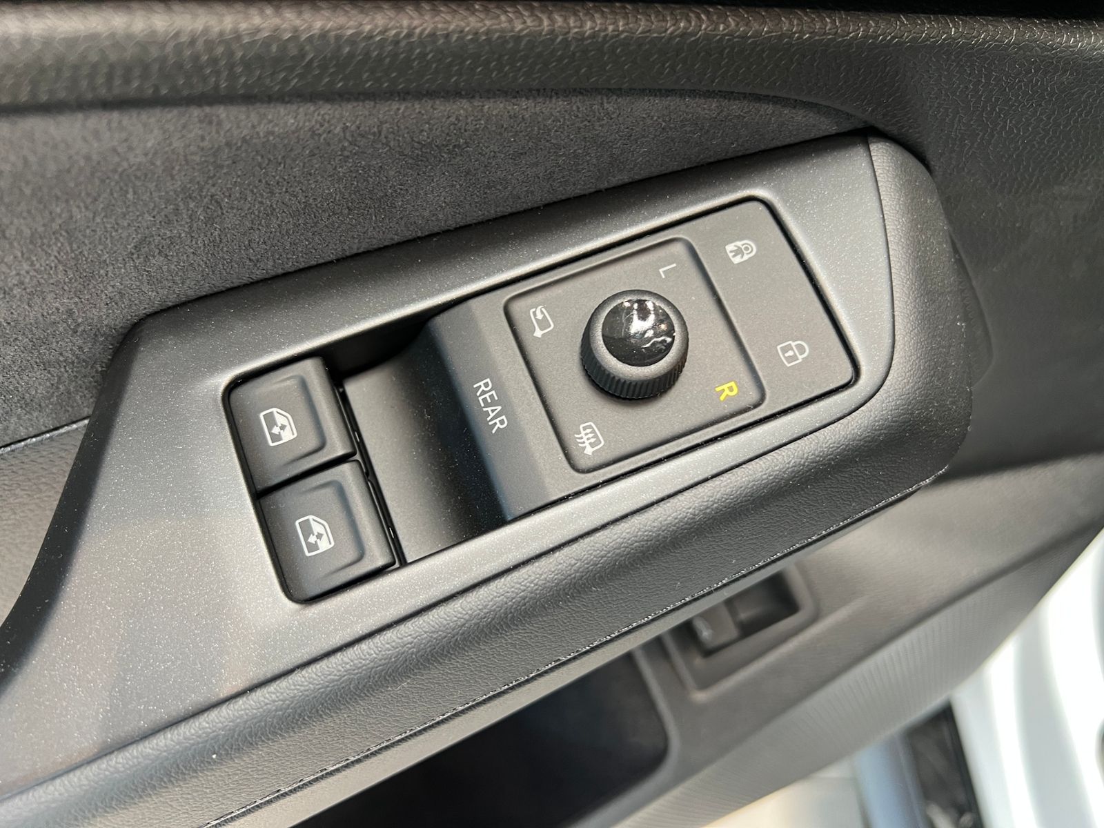 Fahrzeugabbildung Volkswagen ID.7 GTX 4MOTION 86 kWh *AHK,Navi,IQ.Drive*