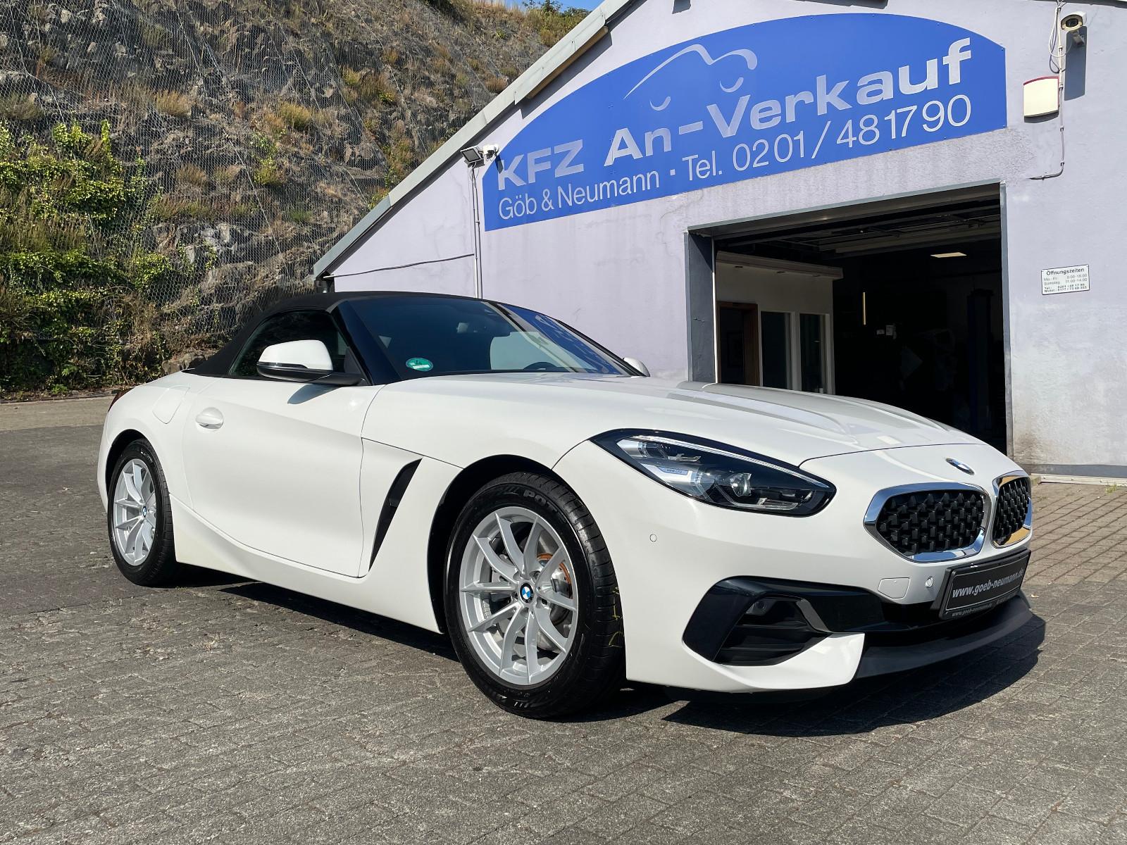 BMW Z4 Roadster sDrive20 i Sport Autom erst 5.500 KM