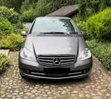 Mercedes-Benz A 160 BlueEFFICIENCY - - Mercedes-Benz A 160 in Hamburg