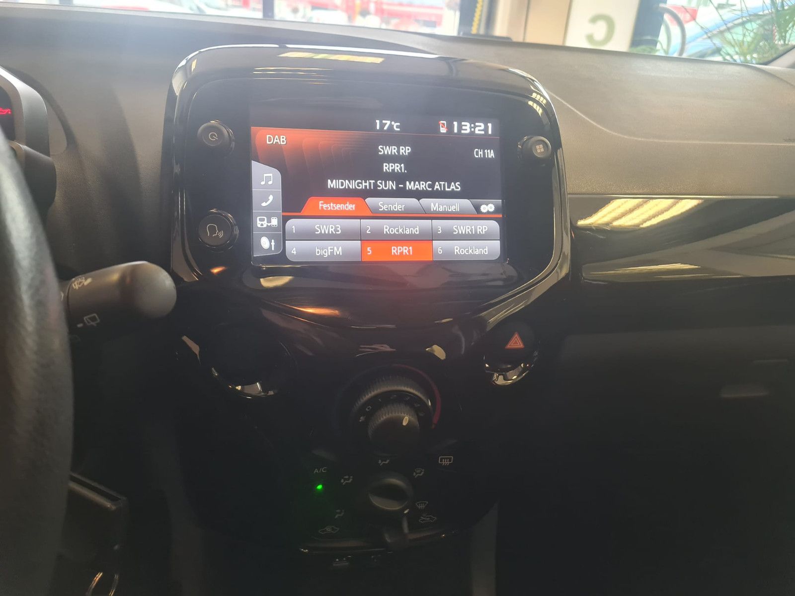 Fahrzeugabbildung Citroën C1 Airscape Shine/19TKM/FALTDACH/KLIMA