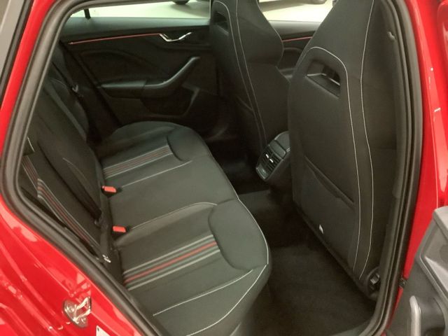 Kamiq Monte Carlo 1,5TSI DSG PANO AHK SOUND NAVI