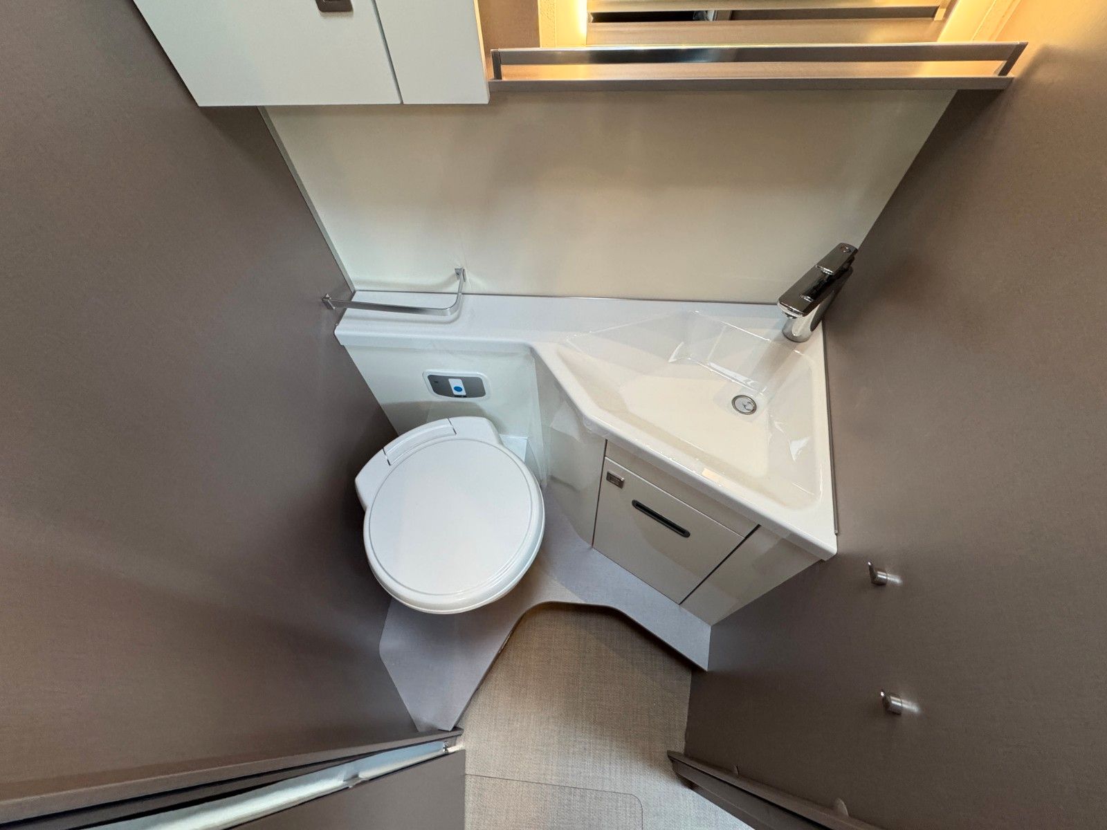 Fahrzeugabbildung Bürstner Lyseo TD 727 G Harmony Line - SIE SPAREN -28%!