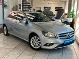 Mercedes-Benz A 200 Style 7G-DCT Park-Assistent - Mercedes-Benz A 200 mit Benzin-Antrieb