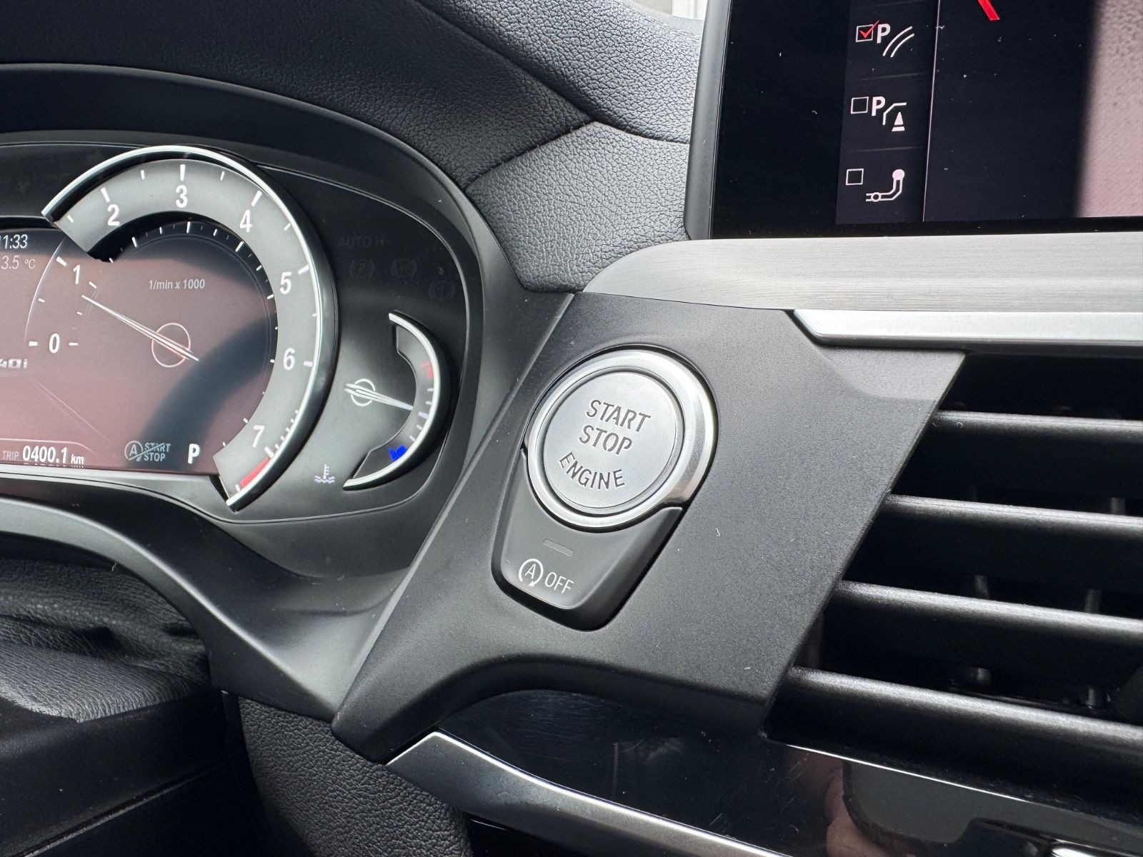 Fahrzeugabbildung BMW X4 M40/ACC/LED/AHK/Leder/HUD/Ambiente/360°Cam/