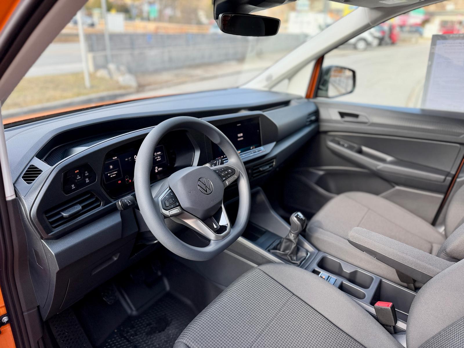 Volkswagen Caddy Cargo 2.0 TDI 4Motion AHK PDC App Connect